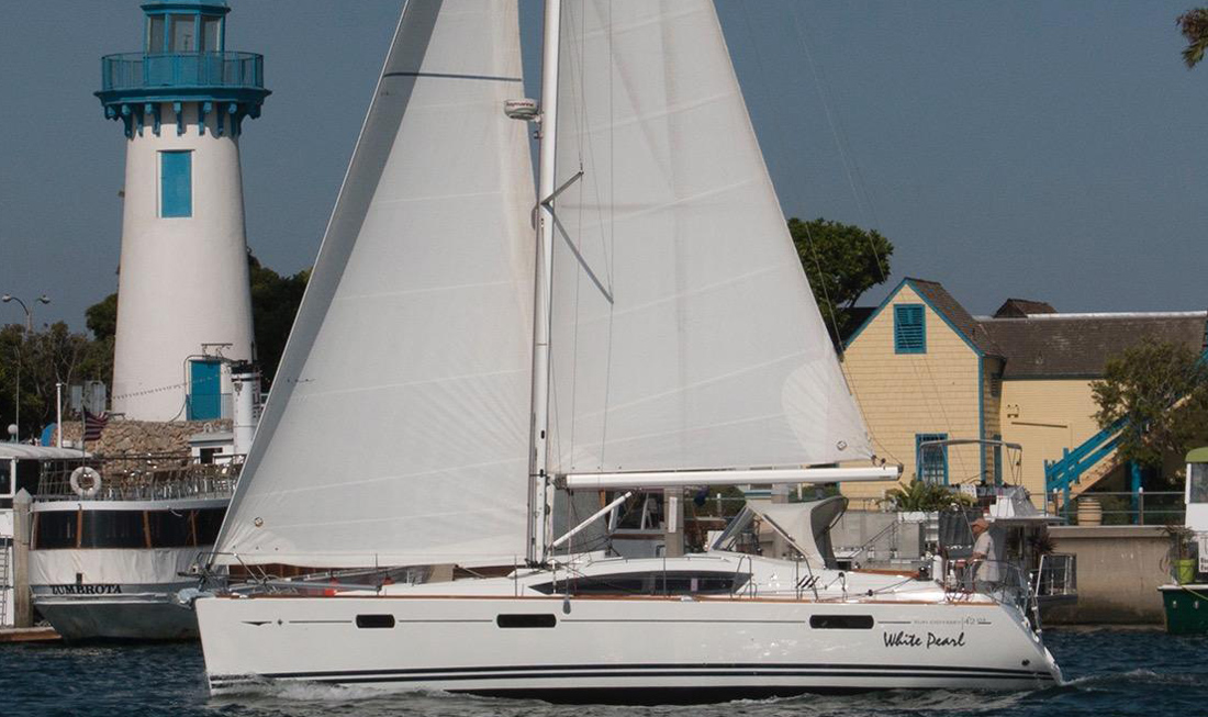 Jeanneau sailboat sailing yacht for sale Bill Petersen