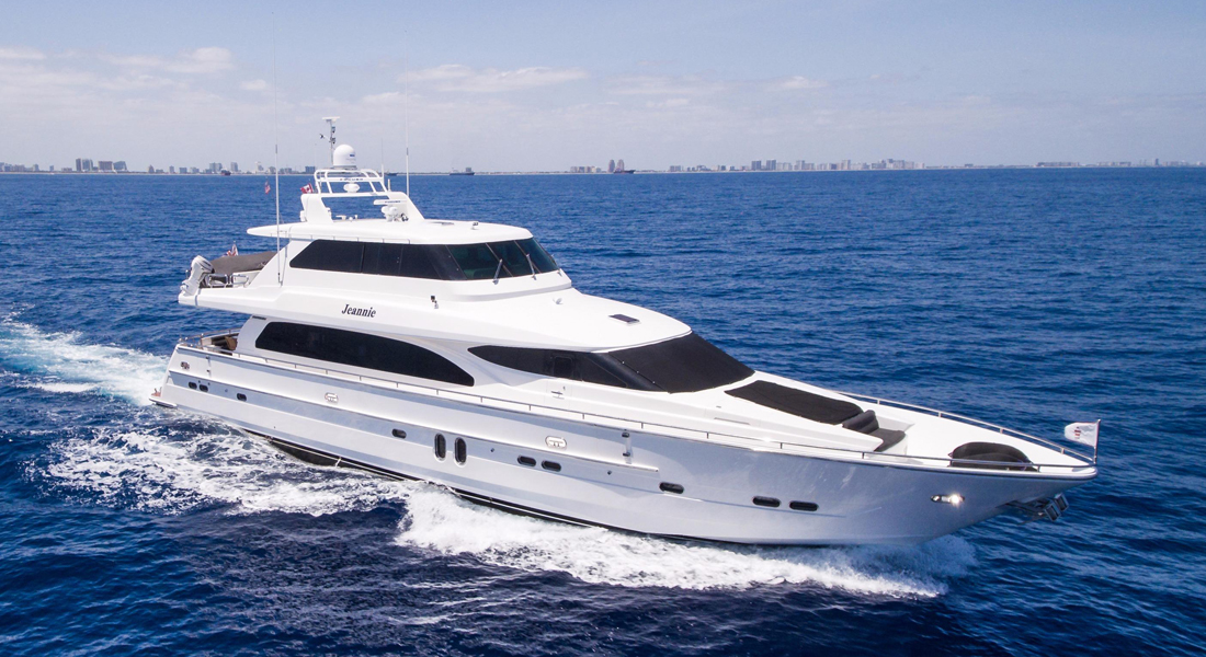 82 Horizon 2005 motoryacht  Jeannie yacht sold Kevin Frawley