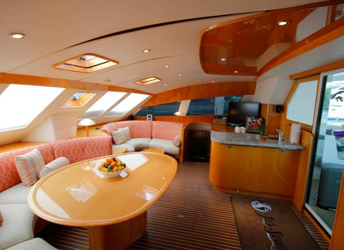 Saloon-of-Privilege-615