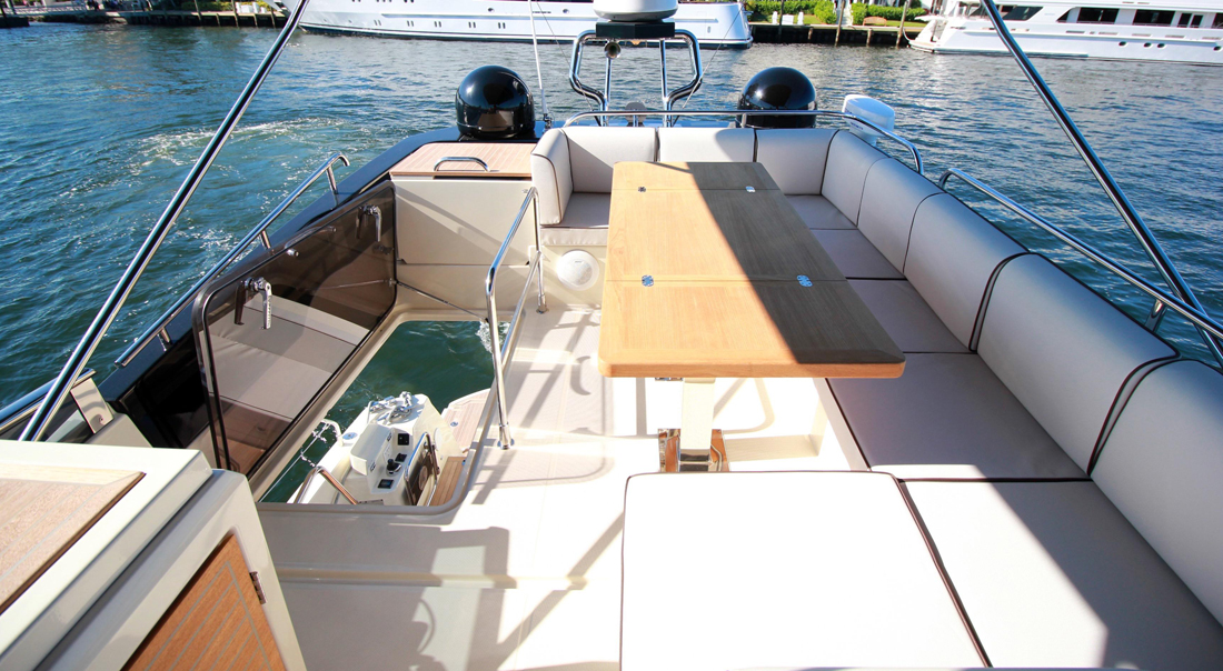 Beneteau Monte Carlo 4 walkthrough video