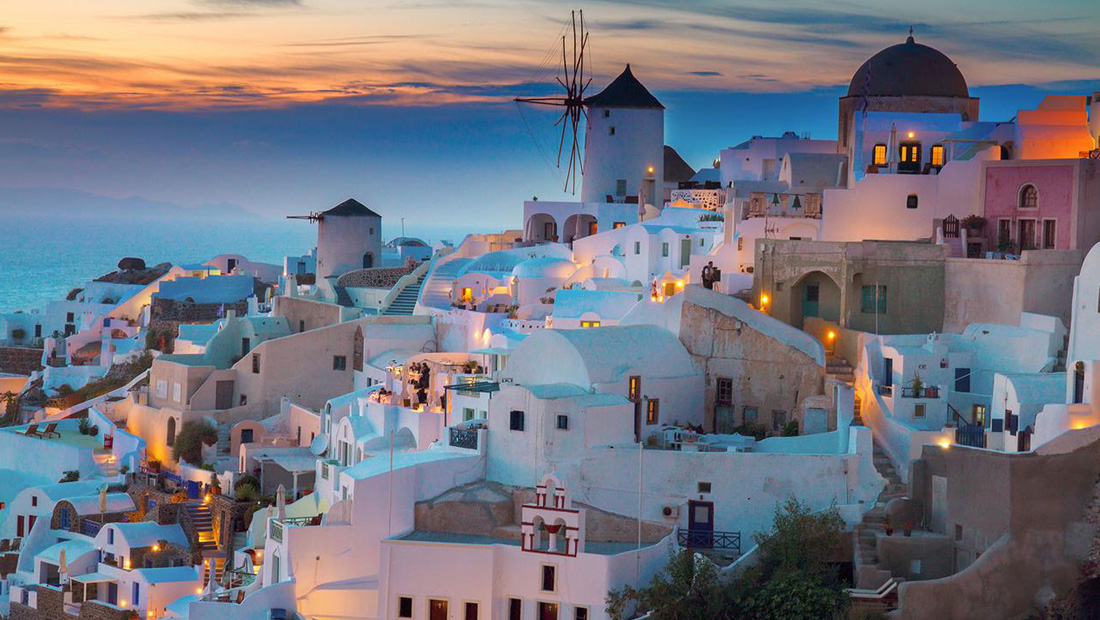 Greece Cyclades luxury yacht charter itinerary