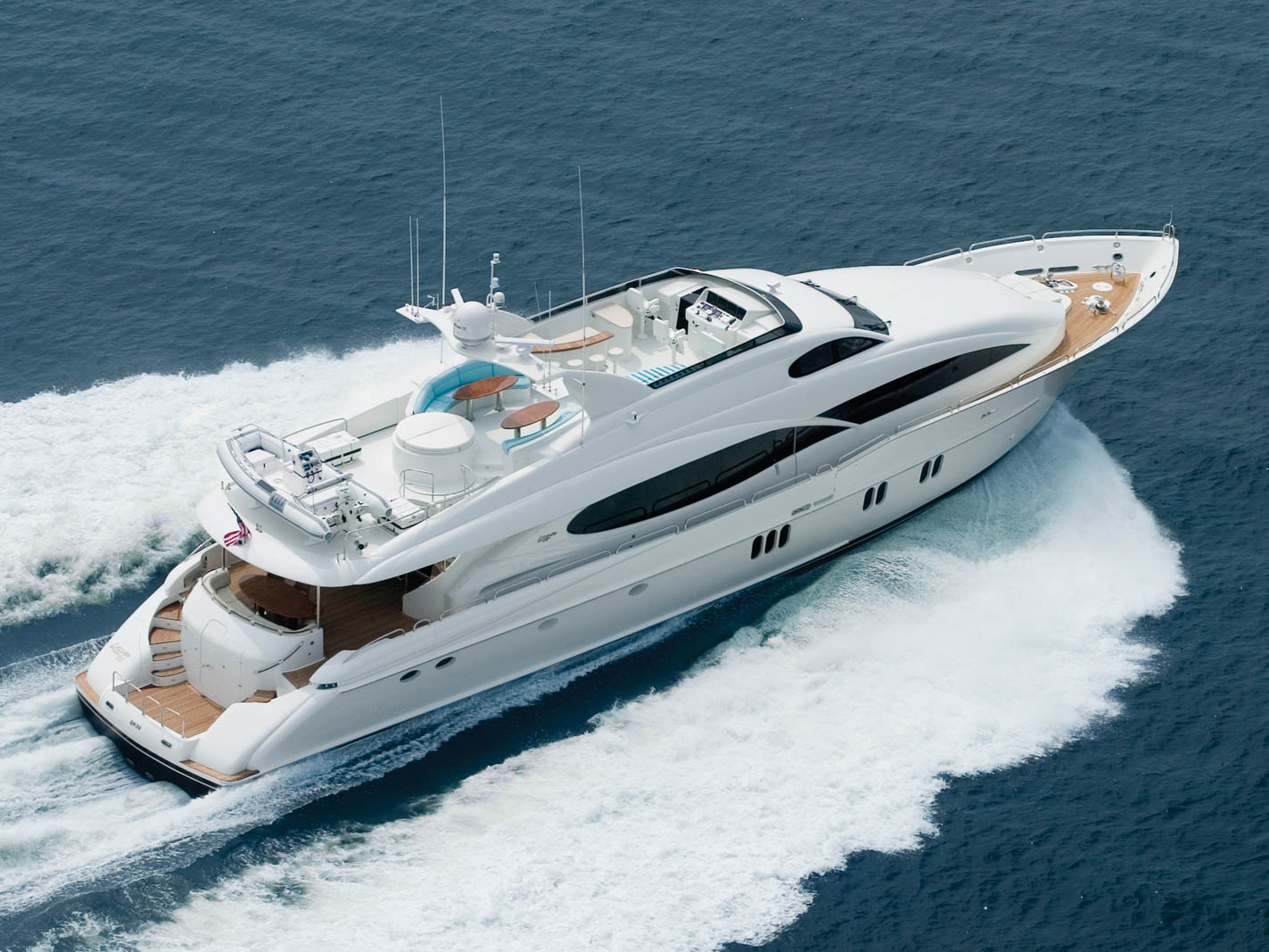 super yachts charter cost