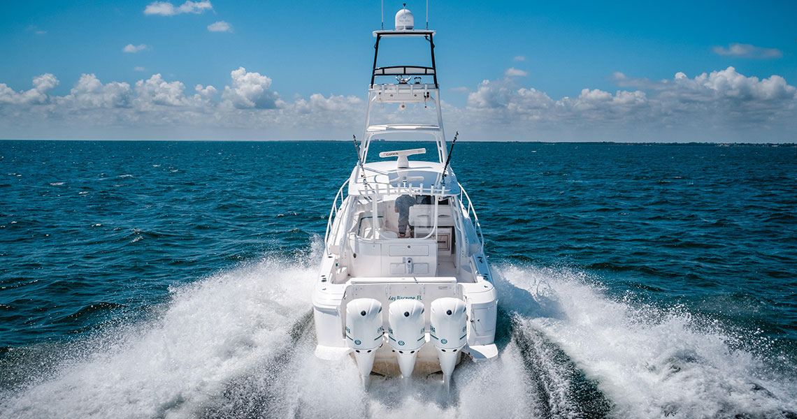 43' Intrepid Sport Yacht 2014 Stern