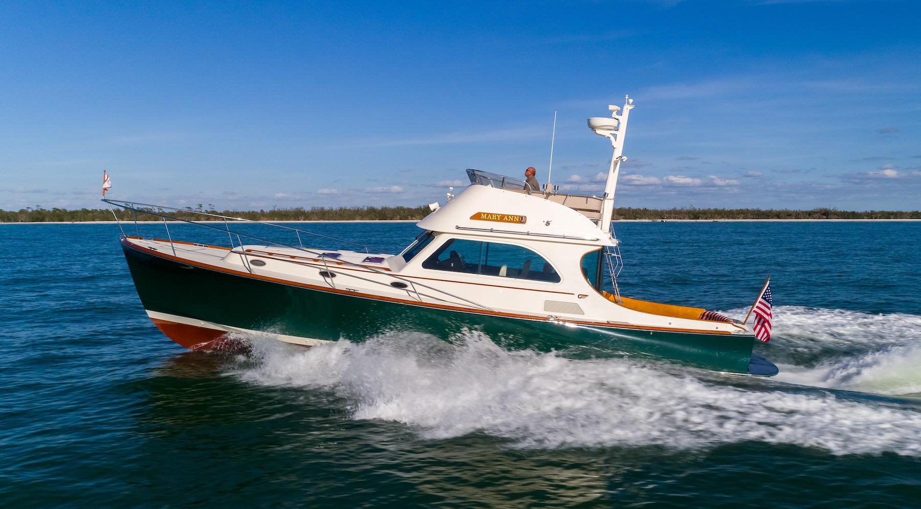 44′ Hinckley Talaria Sold By Yacht Broker Don Strong