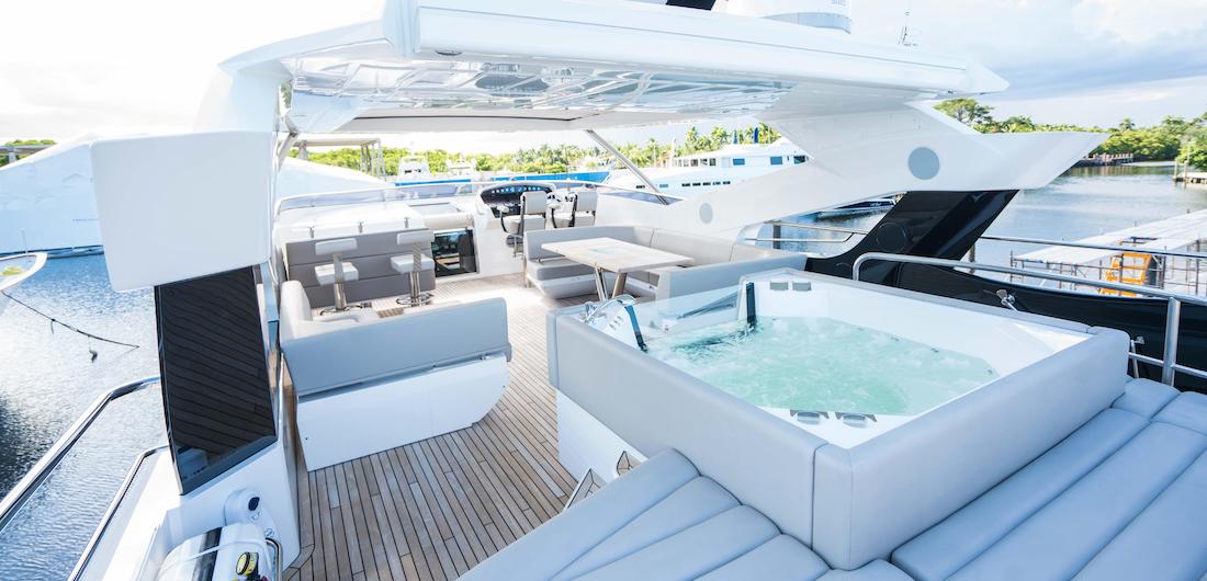 95' Sunseeker 2017 Sold HIDEOUT