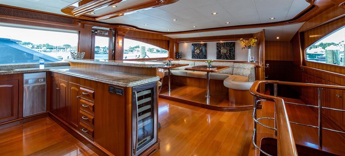 Yacht Walkthrough: 107 President | President Yachts For Sale