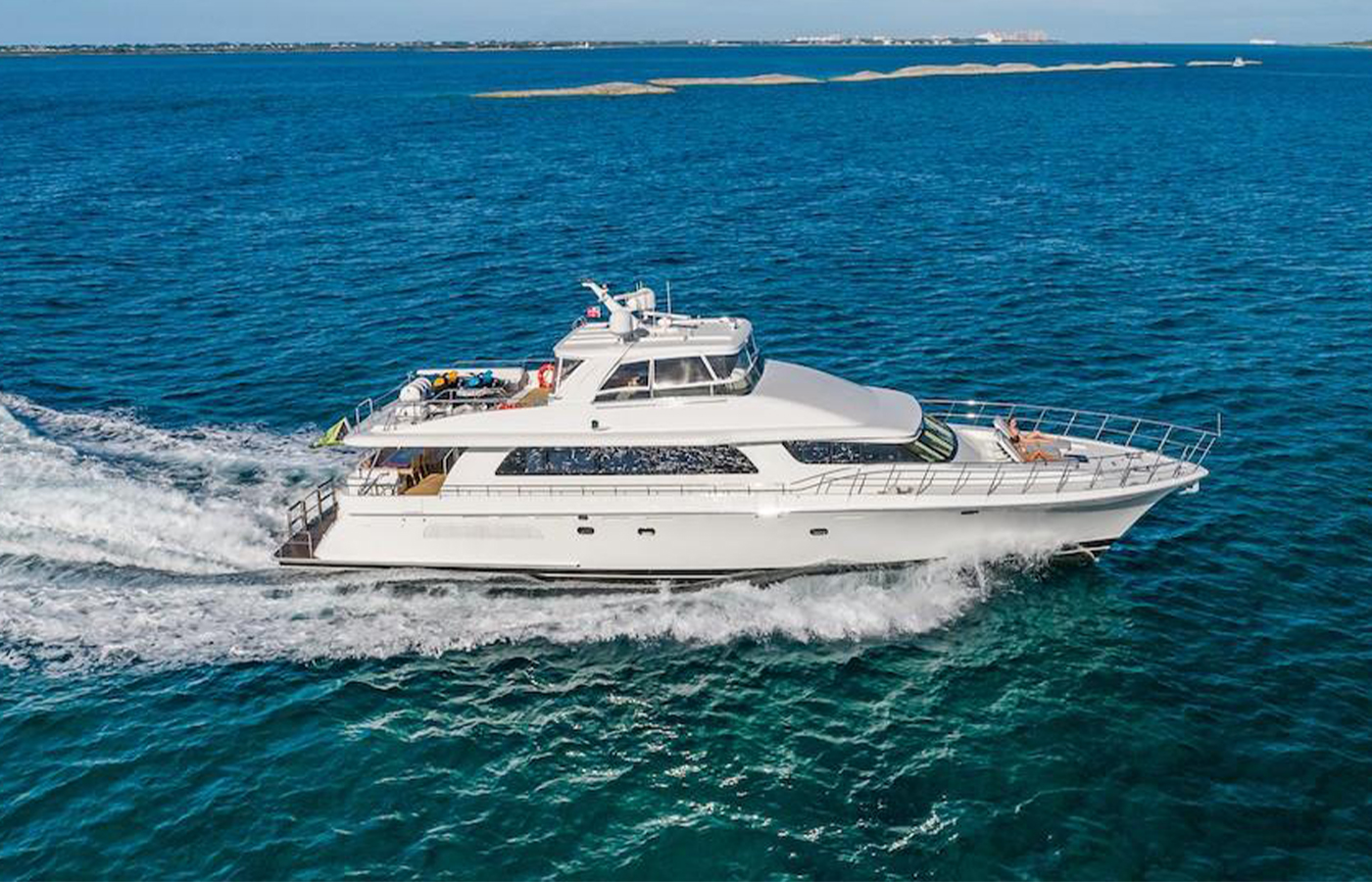 88 Cheoy Lee Motor Yacht Sold By Justin Onofrietti + Will Noftsinger