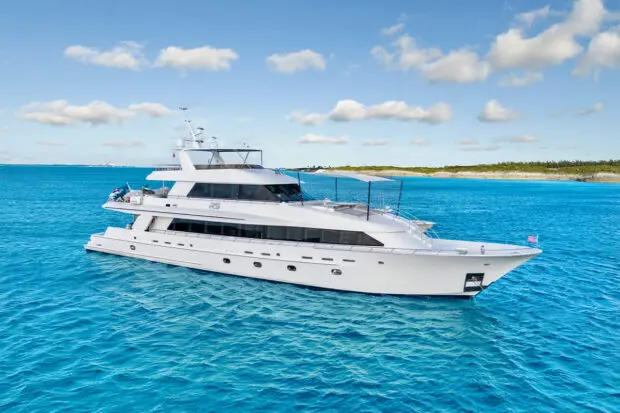 Luxury Yacht Charter: REAL SUMMERTIME | 120' Sovereign Yachts 2000/2022 - photo 1