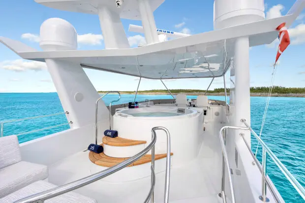 Luxury Yacht Charter: REAL SUMMERTIME | 120' Sovereign Yachts 2000/2022 - photo 22