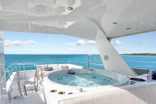 Luxury Yacht Charter: REAL SUMMERTIME | 120' Sovereign Yachts 2000/2022 - photo 23