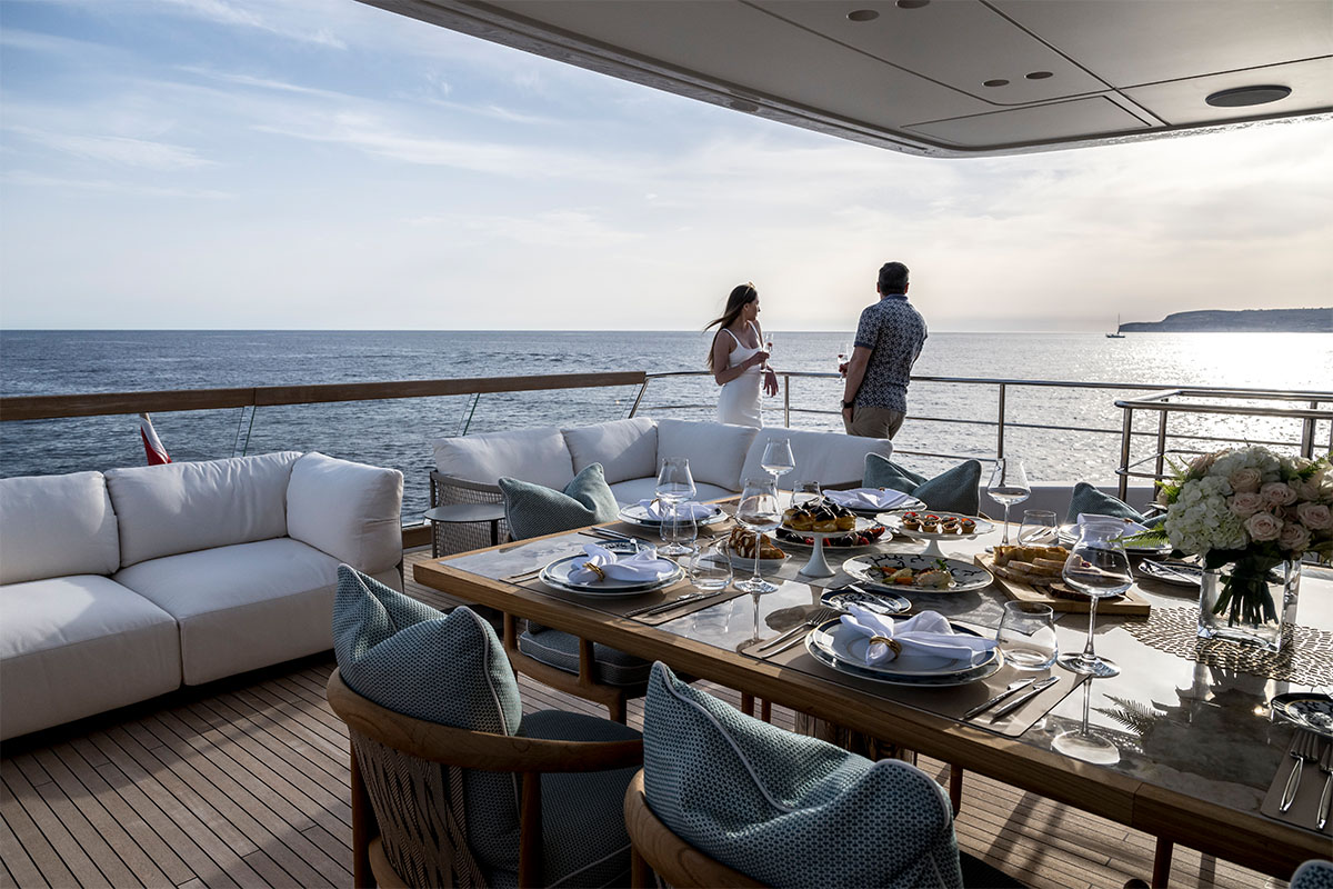 EXCEPTIONAL EXTERIOR AREAS
