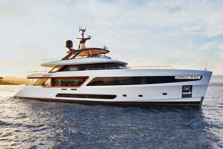 121' ANGEL yacht for charter