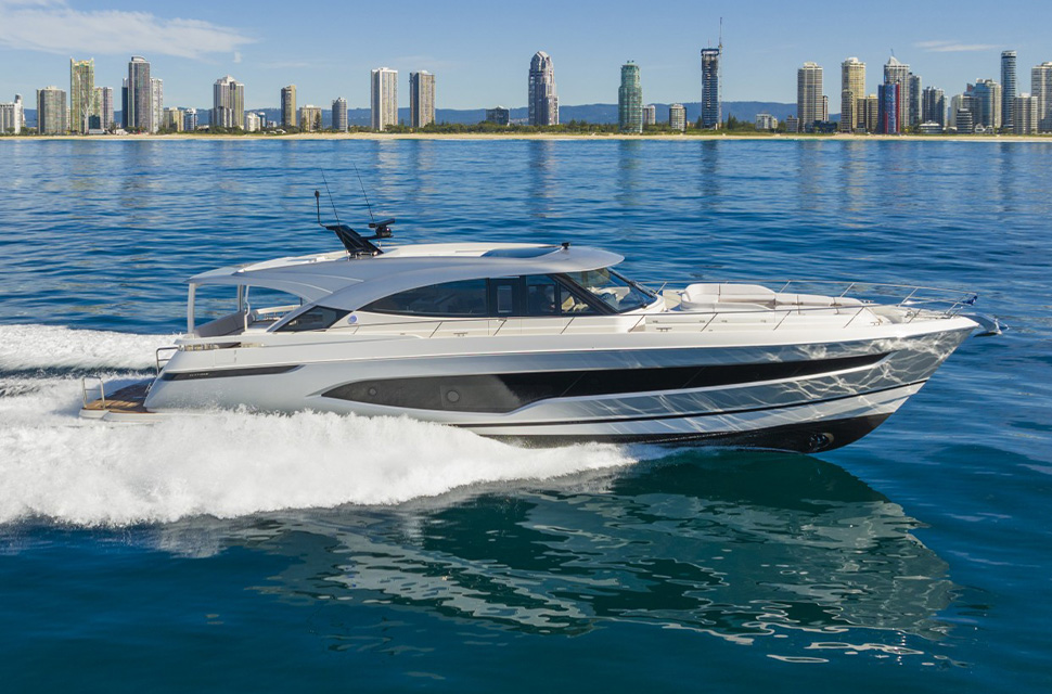 6800 Sport Yacht