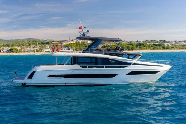 70' ENTHUSIAST yacht for charter