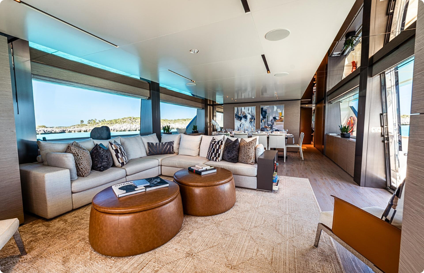 108 Custom Line 2018 FIFI