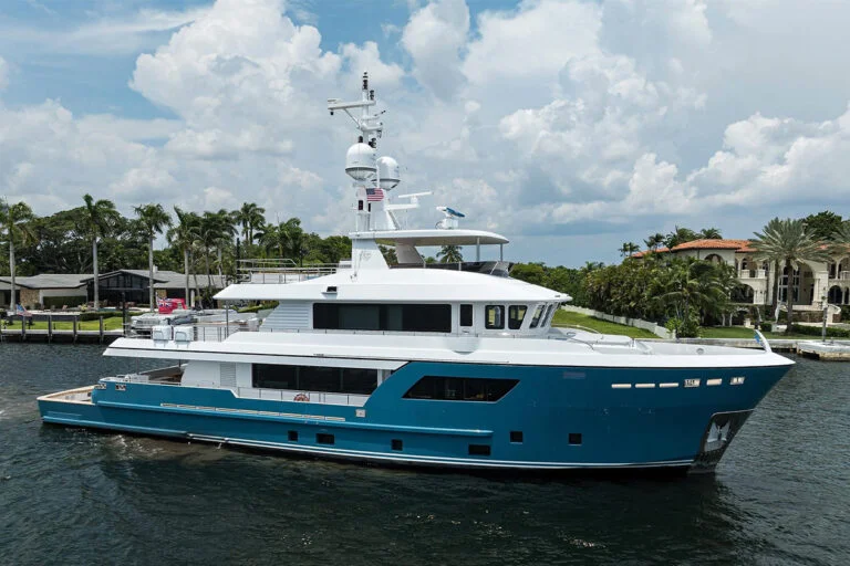 106' TROPA yacht for charter