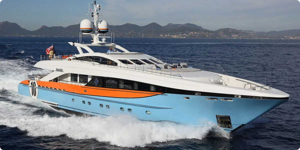 AURELIA // 37.19m (122') Heesen 2011/2025