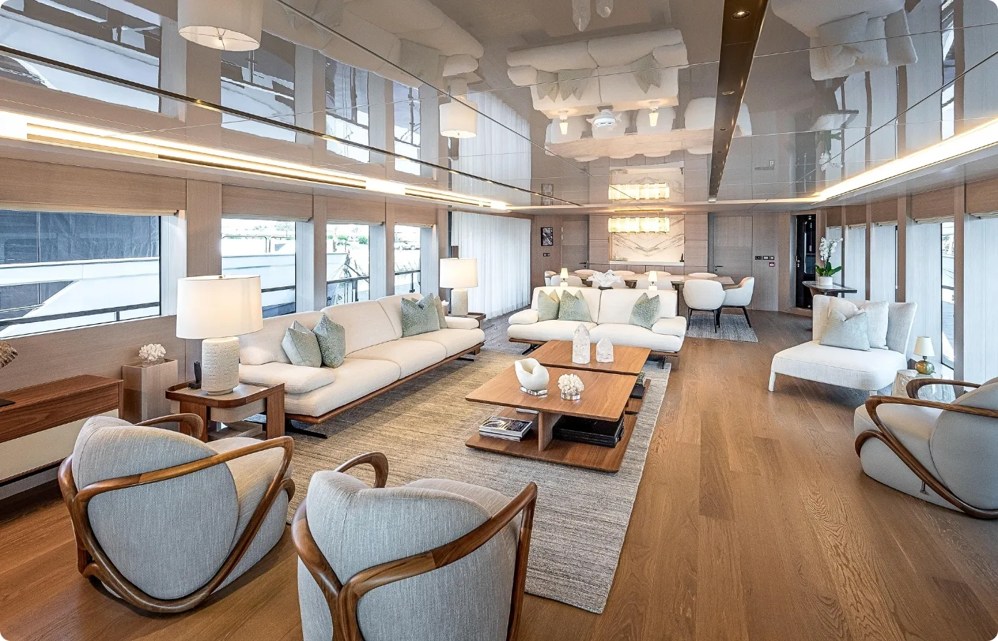 121' Numarine 2022 EVELYN P